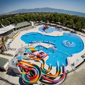 Camping Albatross Mobile Homes On Camping Las Dunas, Sant Pere Pescador